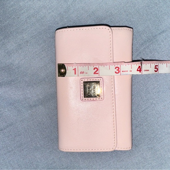 Dooney & Bourke Light Pink Leather Wallet - Picture 6 of 6